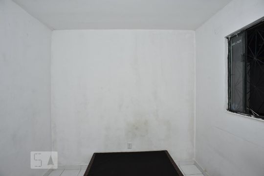 Quarto de casa à venda com 1 quarto, 36m² em Curicica, Rio de Janeiro