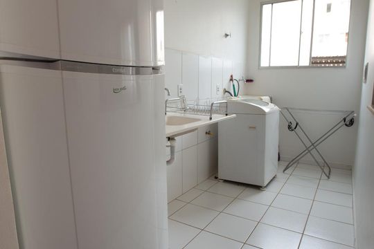 Cozinha de apartamento para alugar com 2 quartos, 48m² em Parque dos Lagos, Ribeirão Preto