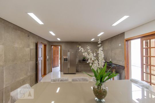 Cozinha de casa à venda com 4 quartos, 380m² em Santo Amaro, São Paulo