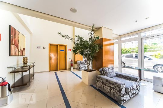 Hall de entrada de apartamento à venda com 1 quarto, 43m² em Centro, Santo André