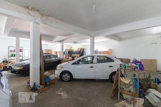 Garagem de casa à venda com 7 quartos, 480m² em Jardim das Flores, Osasco