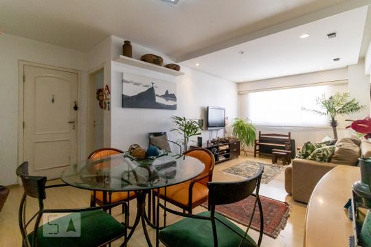 Apartamento à venda com 2 quartos, 96m² em Vila Madalena, São Paulo