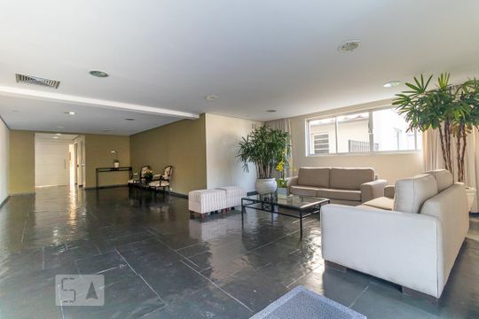 Hall de entrada de apartamento à venda com 2 quartos, 96m² em Vila Madalena, São Paulo