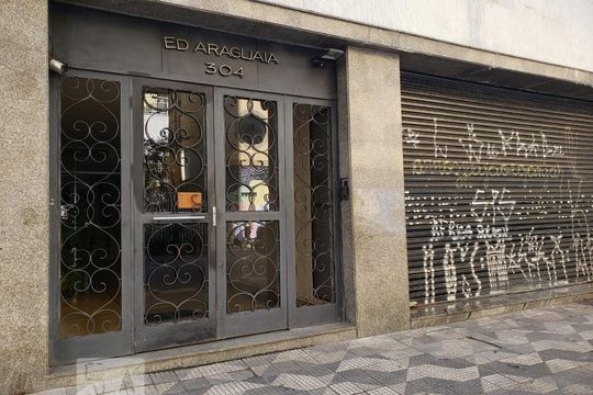 Fachada de apartamento à venda com 2 quartos, 60m² em Vila Buarque, São Paulo