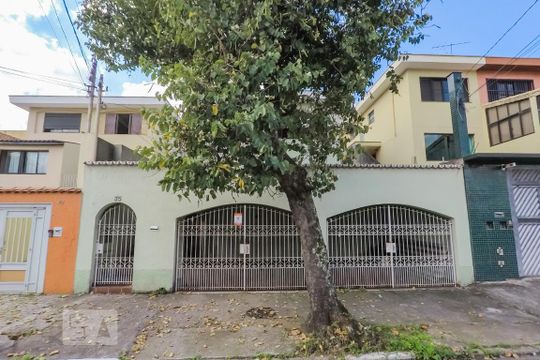 Fachada de casa à venda com 3 quartos, 170m² em Bosque da Saúde, São Paulo