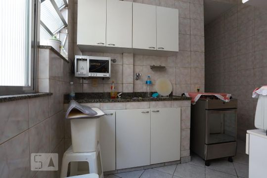 Cozinha de apartamento para alugar com 3 quartos, 78m² em Maracanã, Rio de Janeiro