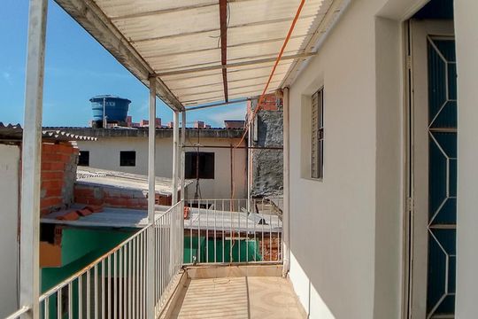 Varanda do Quarto 2 de casa à venda com 5 quartos, 150m² em Taboão, Diadema