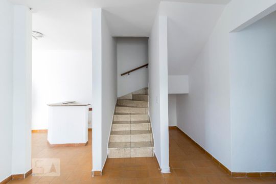 Sala de casa à venda com 3 quartos, 200m² em Vila Alexandria, São Paulo