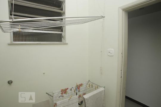 Quarto de Serviço de apartamento à venda com 3 quartos, 100m² em Tijuca, Rio de Janeiro