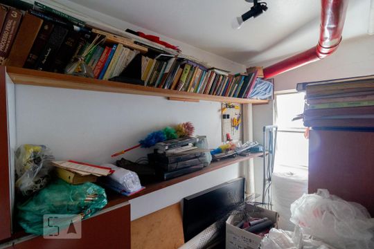 Deposito de casa de condomínio para alugar com 2 quartos, 80m² em Pinheiros, São Paulo