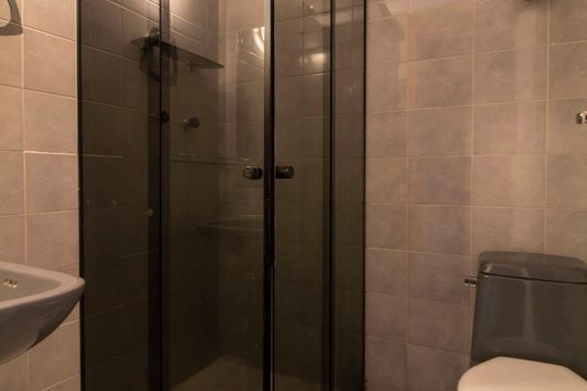 Banheiro de apartamento à venda com 2 quartos, 63m² em Vila Parque Jabaquara, São Paulo