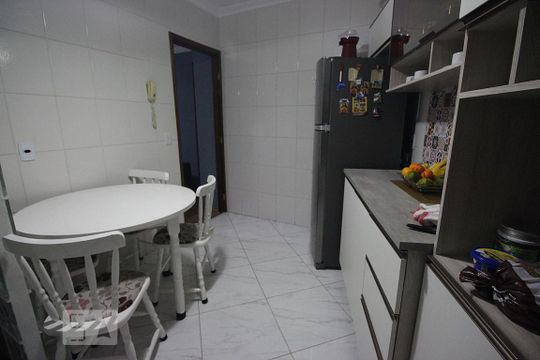 Cozinha  de apartamento à venda com 2 quartos, 65m² em Centro, Diadema