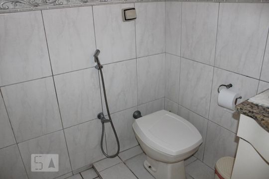 Banheiro de casa à venda com 2 quartos, 250m² em Parque Císper, São Paulo