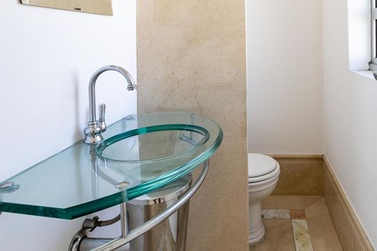 Lavabo de apartamento para alugar com 3 quartos, 184m² em Jardim Paulista, São Paulo