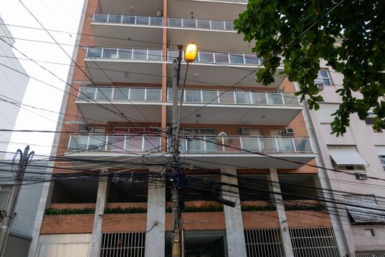 Fachada de apartamento à venda com 3 quartos, 214m² em Tijuca, Rio de Janeiro