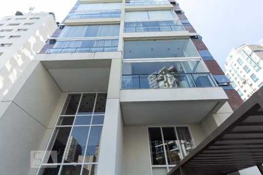 Fachada do Prédio de apartamento para alugar com 1 quarto, 49m² em Jardim Paulistano, São Paulo