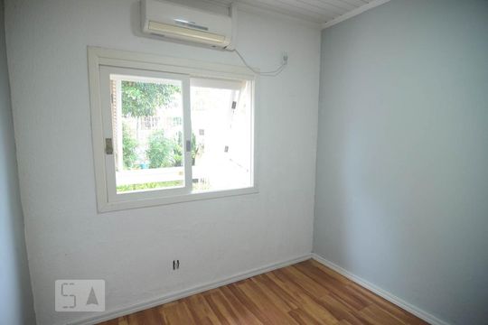 Quarto 1 de casa para alugar com 4 quartos, 220m² em Nossa Senhora das Gracas, Canoas