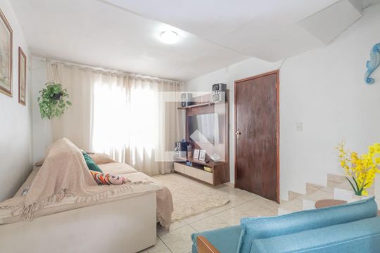 Sala de casa à venda com 2 quartos, 250m² em Cidade das Flores, Osasco