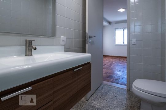 Banheiro da Suíte de apartamento para alugar com 1 quarto, 85m² em Cerqueira César, São Paulo