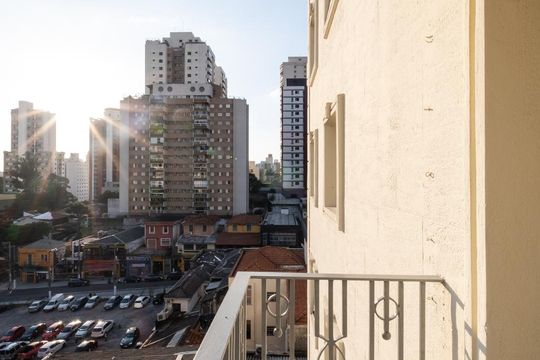 Varanda de apartamento para alugar com 1 quarto, 85m² em Cerqueira César, São Paulo
