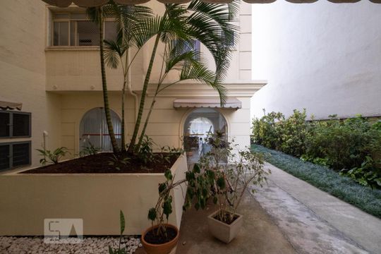 Jardim de apartamento para alugar com 1 quarto, 85m² em Cerqueira César, São Paulo