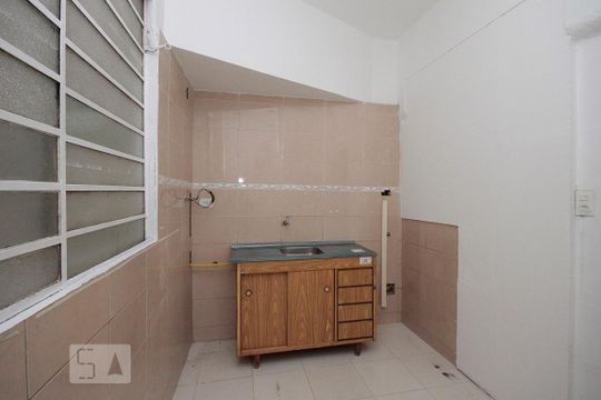 Cozinha de apartamento para alugar com 3 quartos, 109m² em Bela Vista, São Paulo