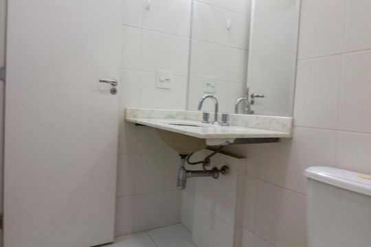 Banheiro da Suíte de apartamento para alugar com 3 quartos, 87m² em Ponte de São João, Jundiaí
