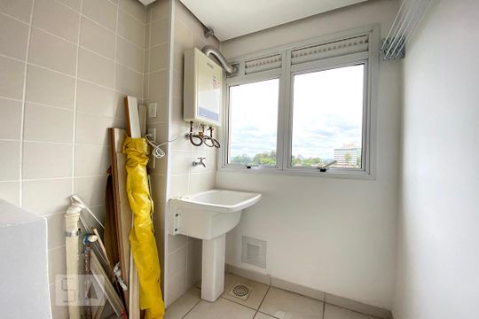 Área de Serviço de apartamento para alugar com 2 quartos, 80m² em Mauá, Novo Hamburgo