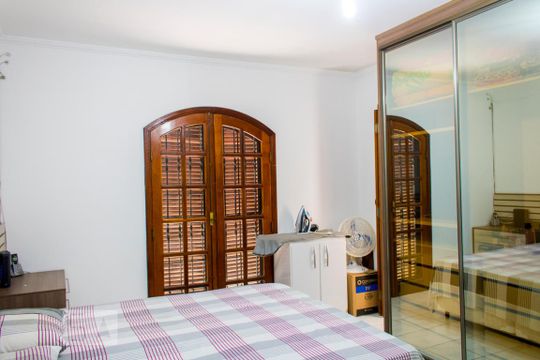 Quarto 1 - Suíte de casa à venda com 6 quartos, 268m² em Parque Erasmo Assunção, Santo André