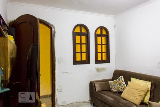 Sala 2 de casa à venda com 6 quartos, 268m² em Parque Erasmo Assunção, Santo André
