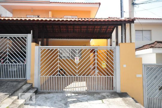Fachada de kitnet/studio para alugar com 1 quarto, 15m² em Vila Gomes, São Paulo