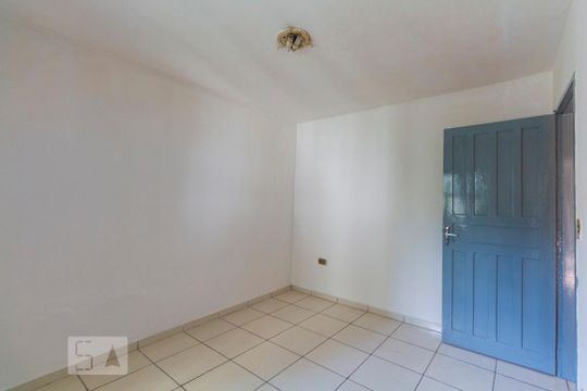 Quarto de casa à venda com 1 quarto, 45m² em Vila Guarani (z Sul), São Paulo