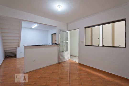 Casa para alugar com 1 quarto, 58m² em Parque Císper, São Paulo