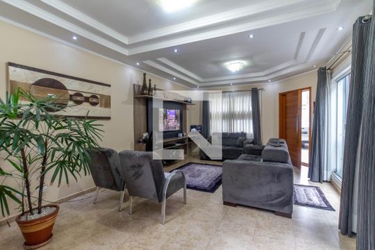 Sala de casa à venda com 3 quartos, 187m² em Jardim Santa Clara, Guarulhos