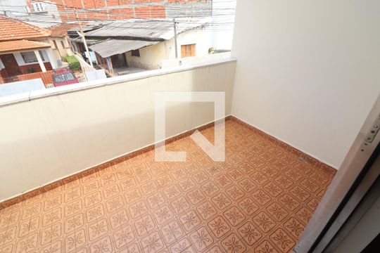 Sacada Quarto 3 de casa à venda com 3 quartos, 220m² em Vila Bandeirantes, São Paulo