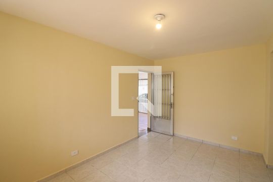 Sala 1 de casa à venda com 3 quartos, 220m² em Vila Bandeirantes, São Paulo