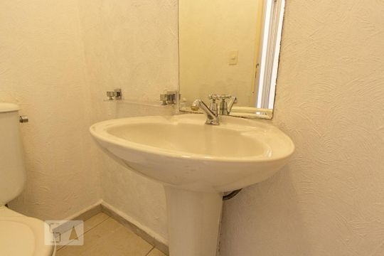 Lavabo de apartamento para alugar com 3 quartos, 80m² em Vila Andrade, São Paulo