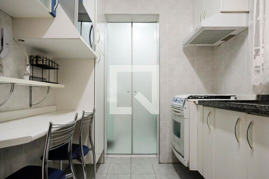 Cozinha de apartamento à venda com 2 quartos, 122m² em Santo Antônio, São Caetano do Sul