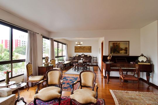 Casa à venda com 4 quartos, 430m² em Vila Morumbi, São Paulo