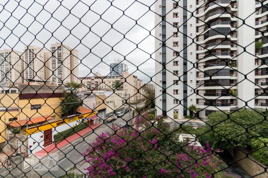 Vista quarto 2 suíte de apartamento à venda com 4 quartos, 165m² em Camargos, Guarulhos
