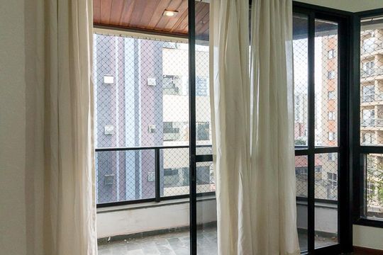Varanda sala de apartamento à venda com 4 quartos, 165m² em Camargos, Guarulhos