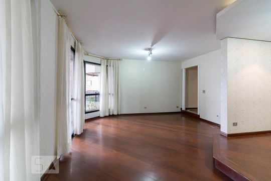 Sala de estar de apartamento à venda com 4 quartos, 165m² em Camargos, Guarulhos