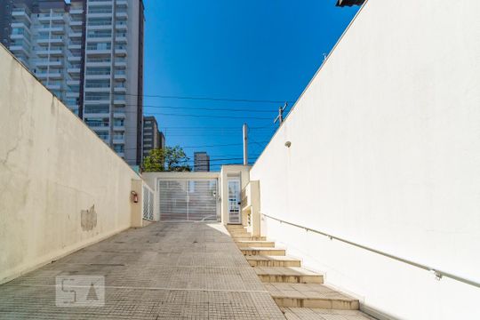 Garagem de apartamento para alugar com 3 quartos, 90m² em Vila Eldízia, Santo André