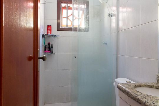 Banheiro quarto 3 suíte de casa à venda com 3 quartos, 154m² em Jardim Bom Clima, Guarulhos