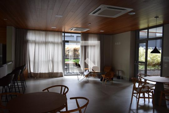 Área comum de kitnet/studio para alugar com 1 quarto, 55m² em Jardim Paulista, São Paulo