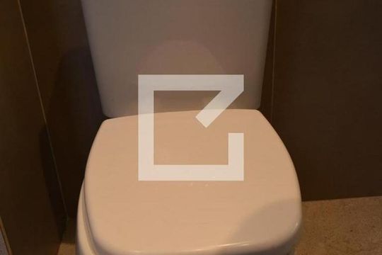 Banheiro de kitnet/studio para alugar com 1 quarto, 55m² em Jardim Paulista, São Paulo