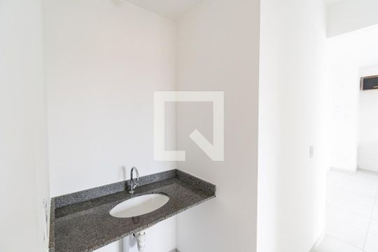 Banheiro Social de apartamento para alugar com 3 quartos, 56m² em Vila Paulista, São Paulo