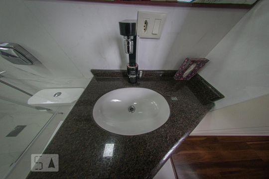 Banheiro - Torneira de apartamento à venda com 2 quartos, 94m² em Vila Izabel, Curitiba
