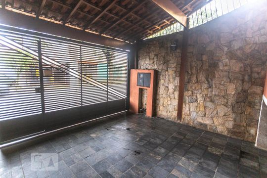 Garagem de casa à venda com 2 quartos, 165m² em Vila Campestre, São Bernardo do Campo