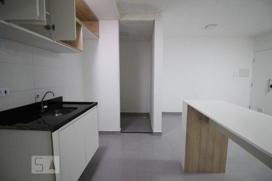 Sala/Cozinha de apartamento para alugar com 1 quarto, 35m² em Parque Peruche, São Paulo